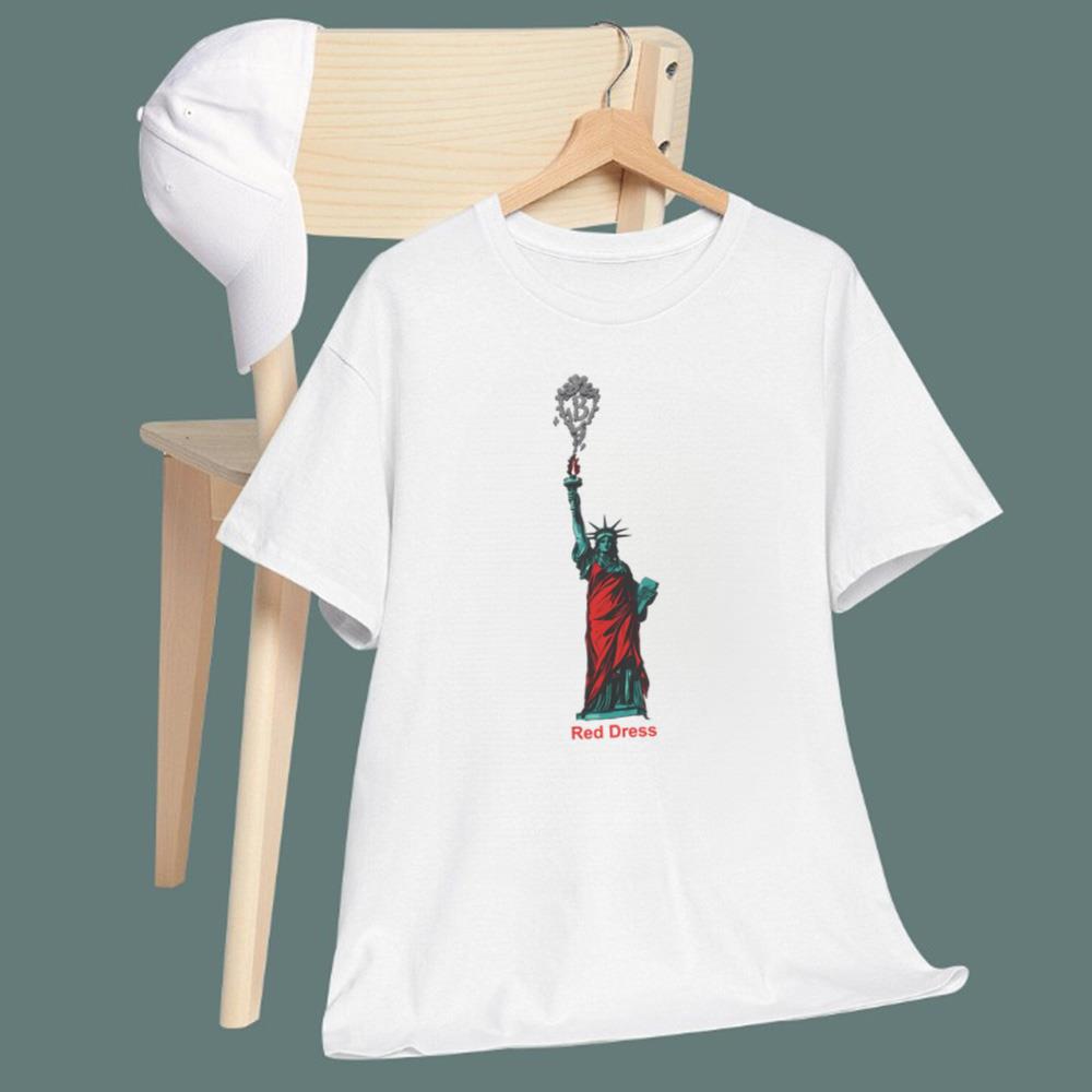 Statue Of Liberty Red Dress T-Shirt
