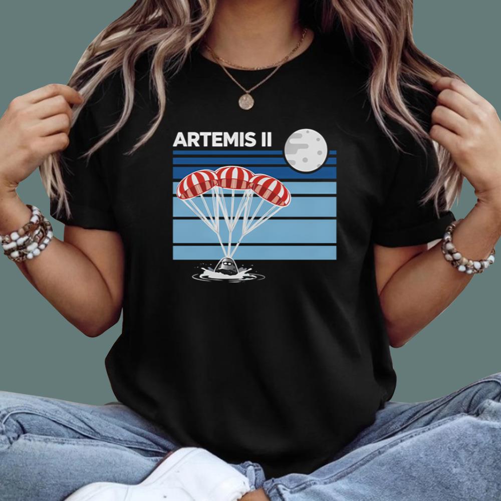 Artemis II Splashdown T-Shirt