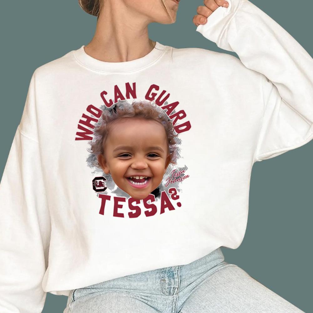 Chloe Kitts Who can guard Tessa T-Shirt