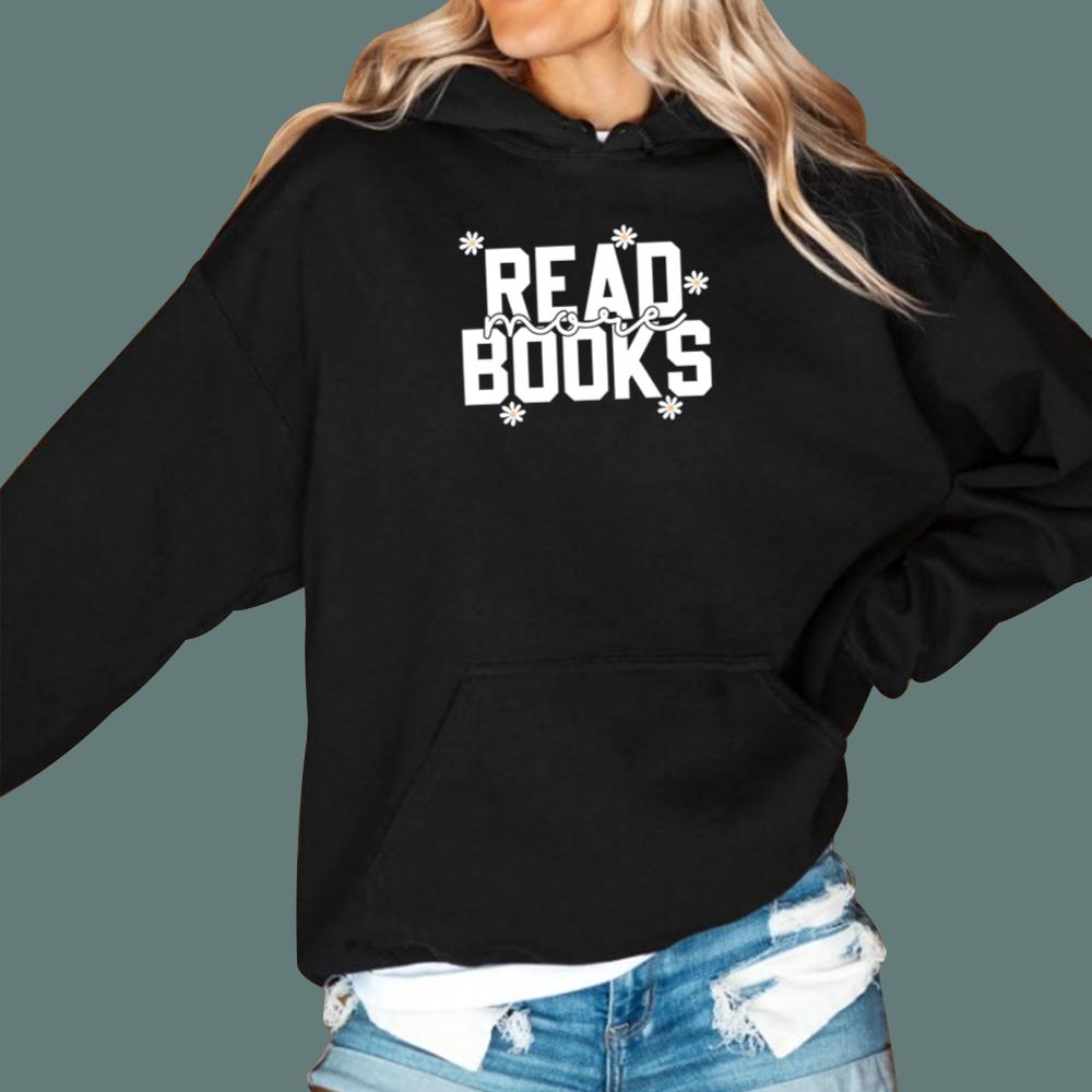 Daisy Read More Books T-Shirt