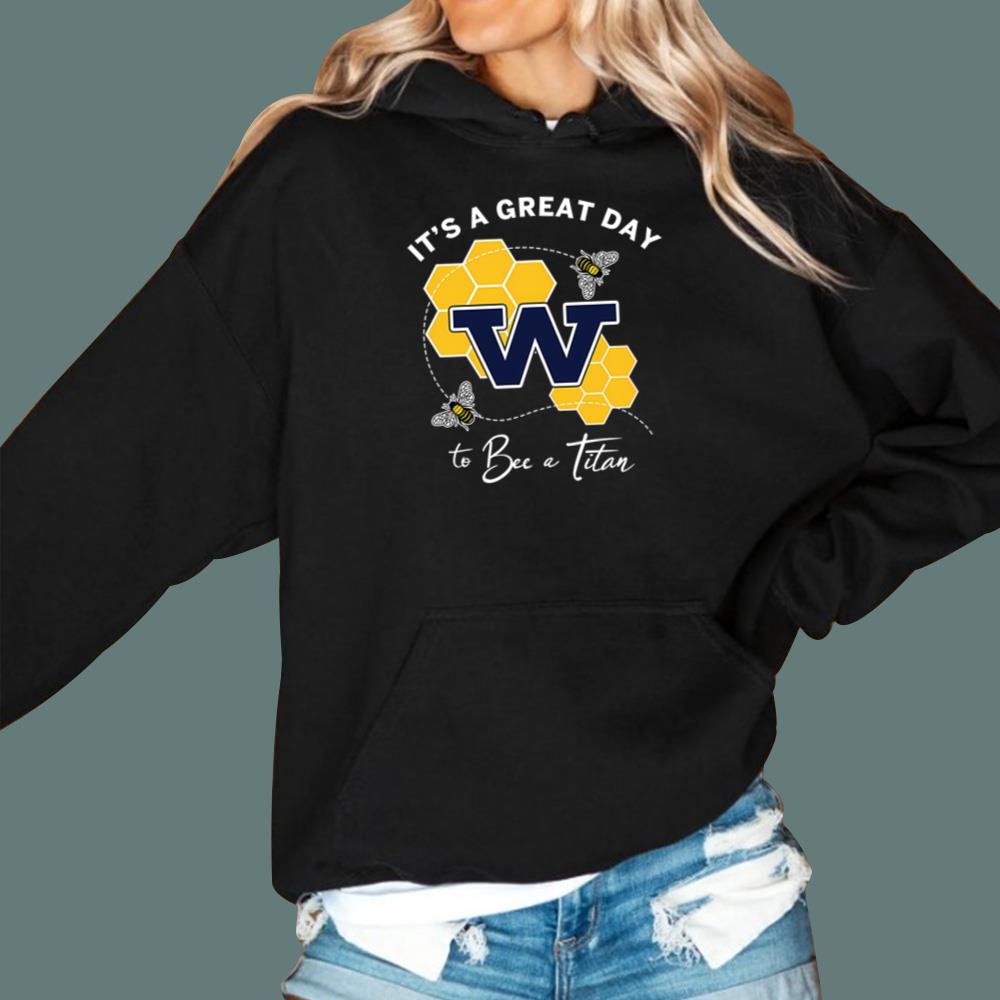 It’s A Great Day To Bee A Titan T-Shirt