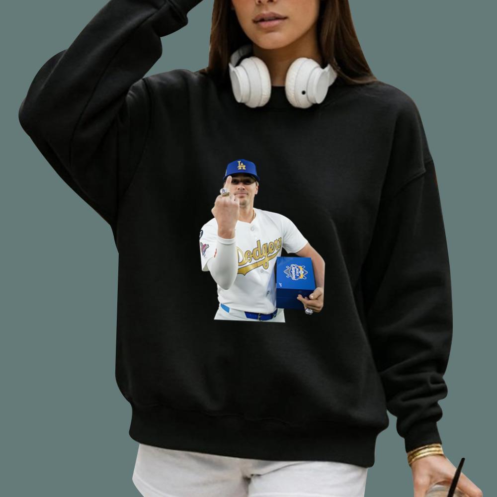 Kiké Hernández Middle Finger T-Shirt