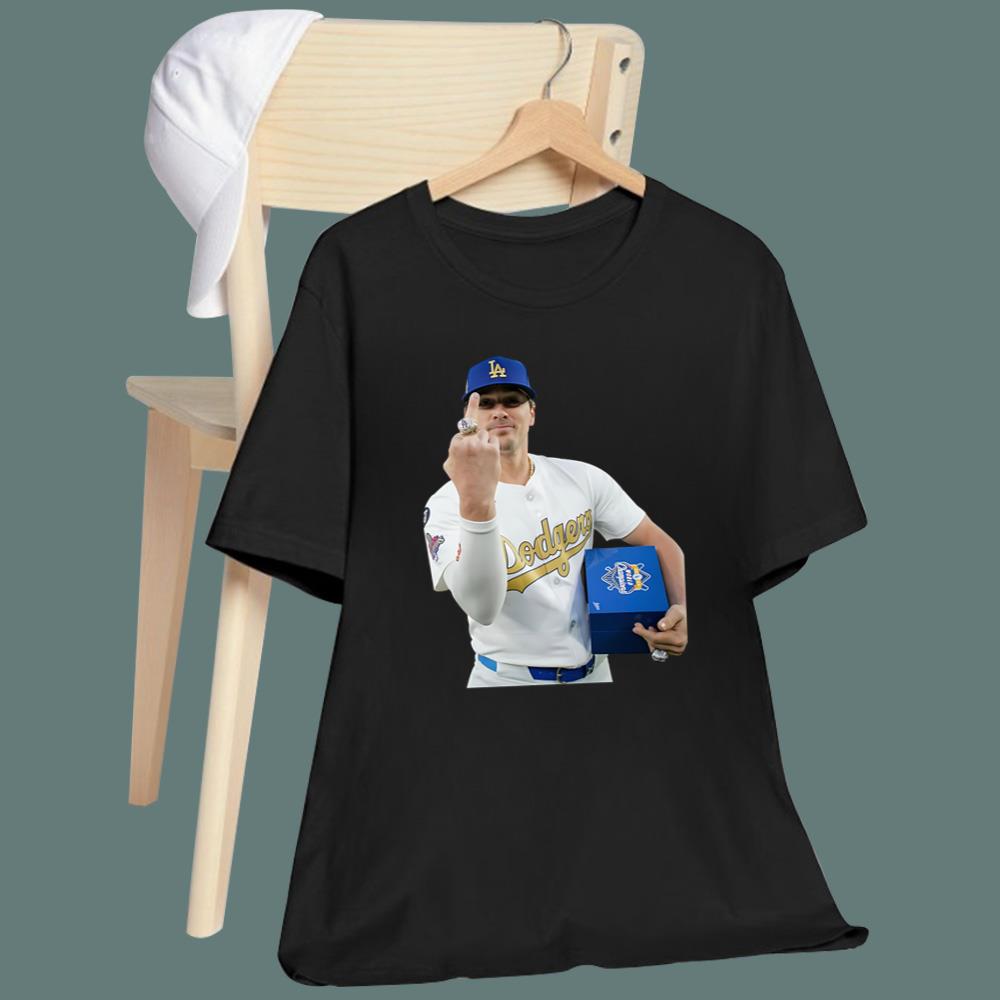 Kiké Hernández Middle Finger T-Shirt