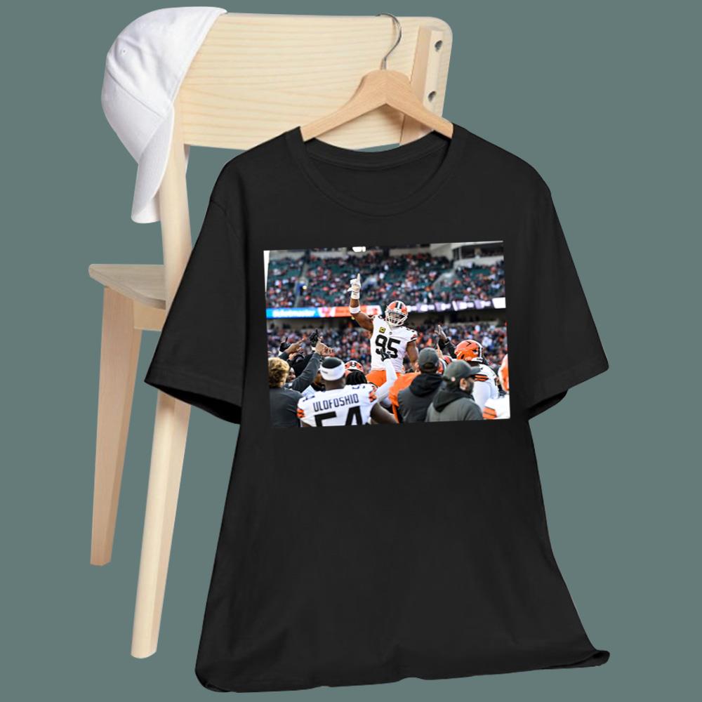 Myles Garrett Sacks Record Celebration T-Shirt