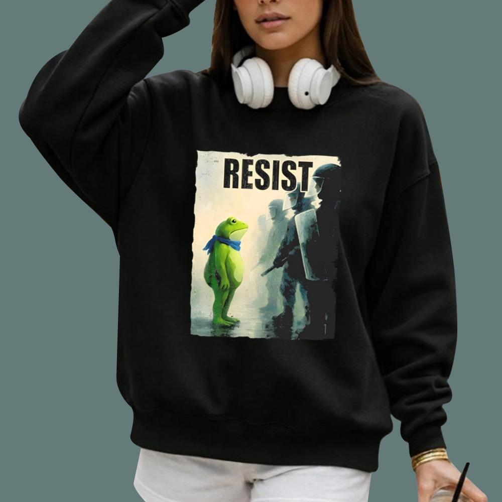 Resist Portland Frog Protest Funny Frog T-Shirt