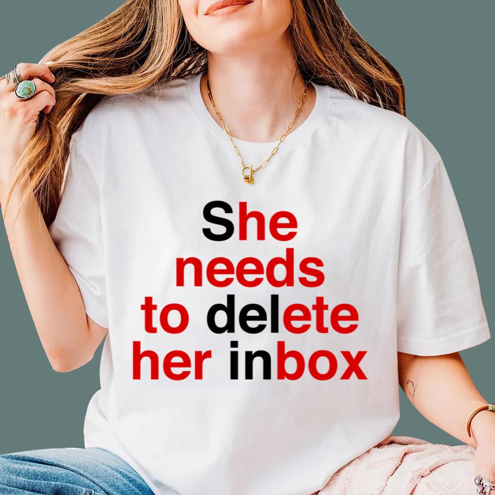 She Needs To Delete Her Inbox (He Needs To Ete Her Box) T-Shirt
