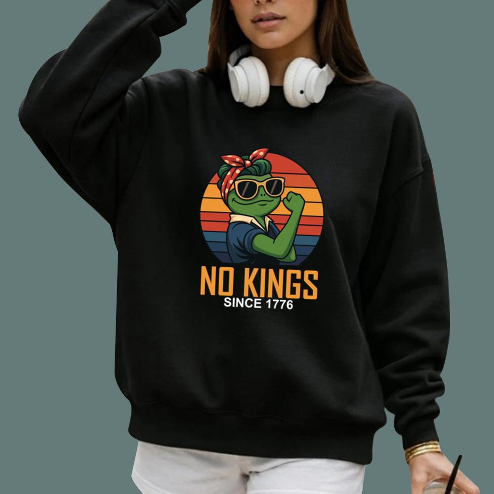 Strong Frog No Kings Since 1776 T-Shirt